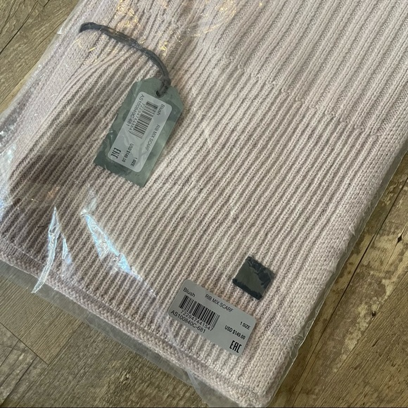 NWT | ALLSAINTS Bundle | Ribbed Beanie & Scarf Set - Picture 5 of 7